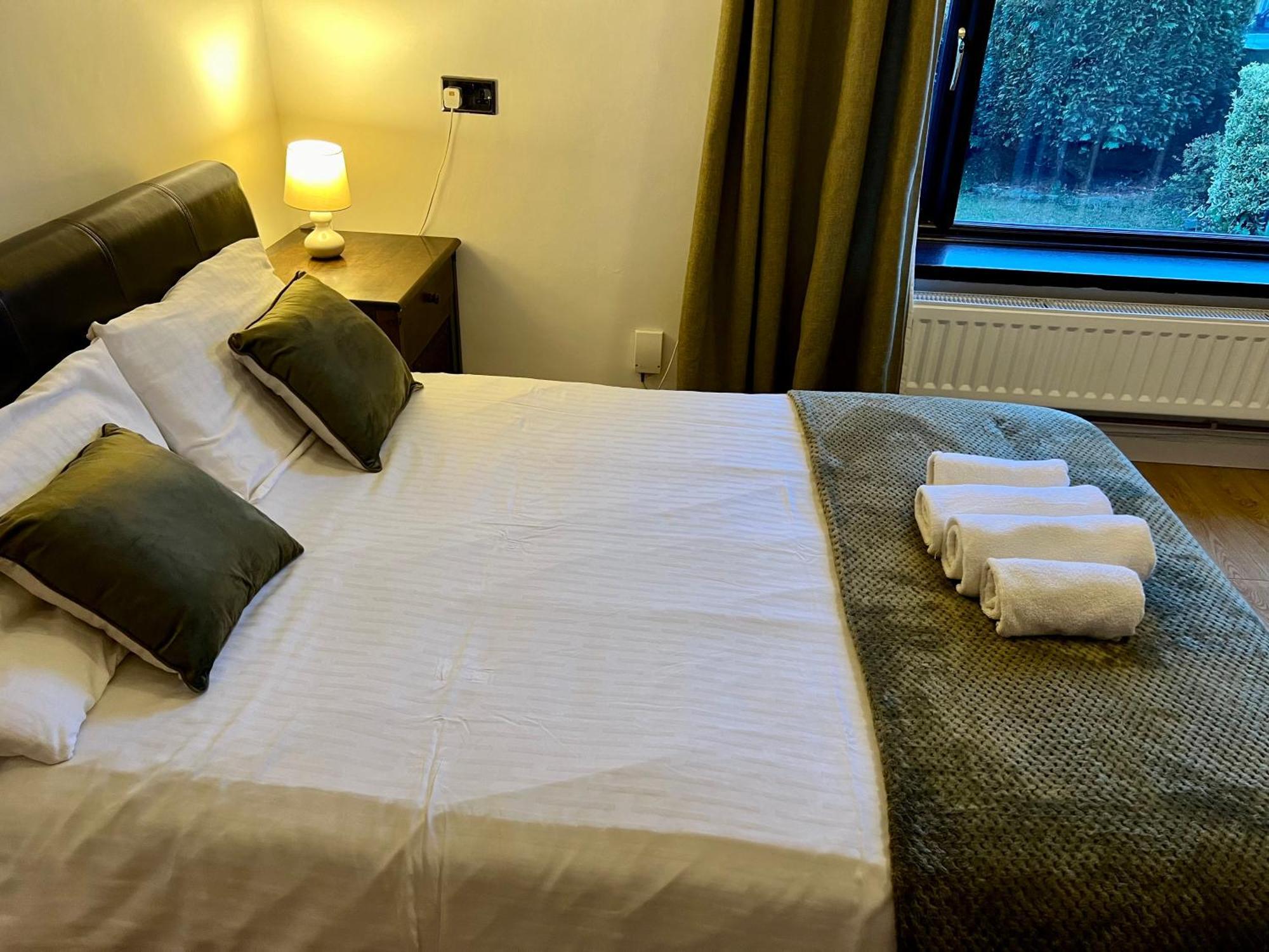 Housefield Stay, Room 4 Stoke-on-Trent Buitenkant foto